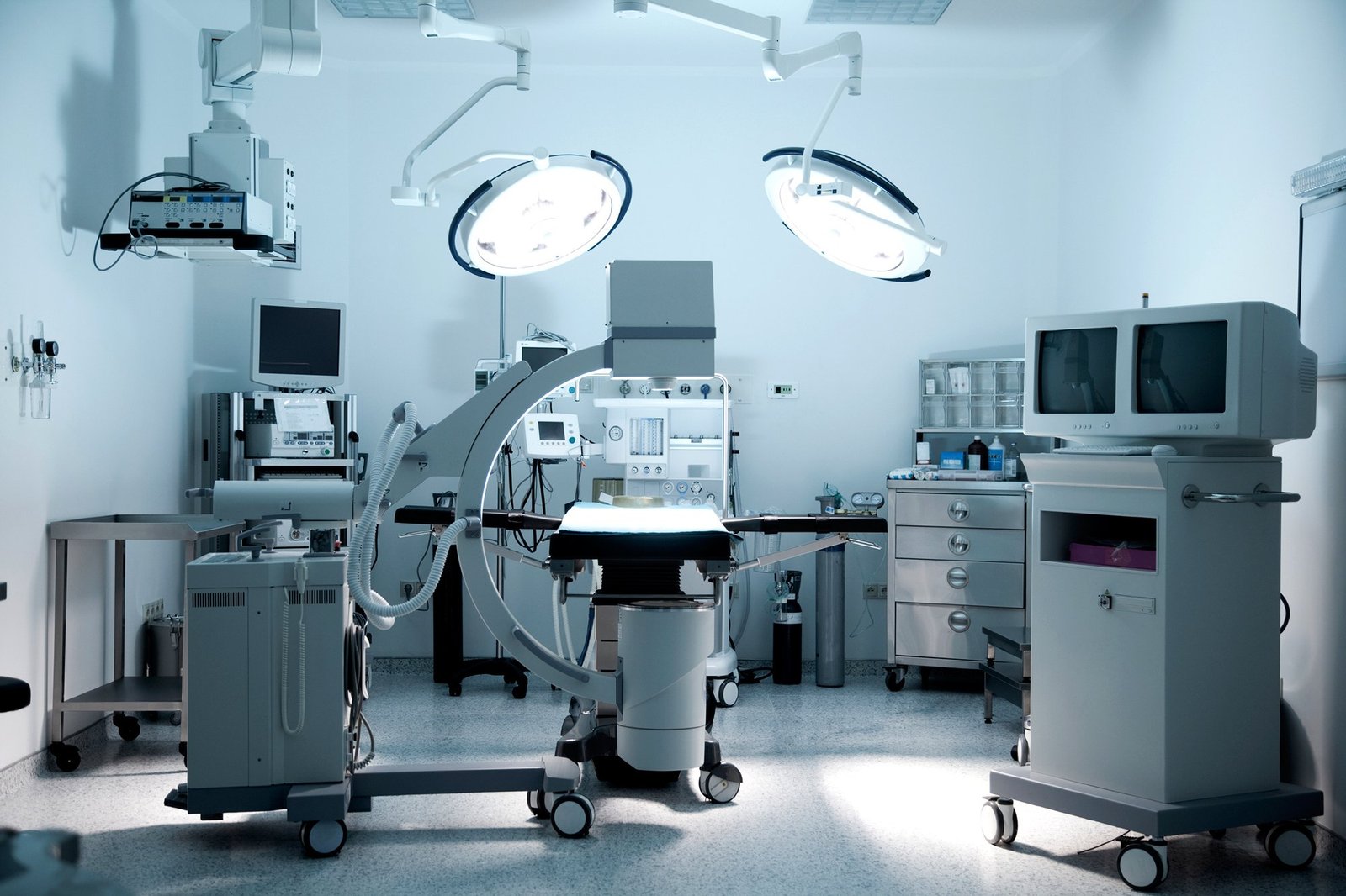 Hospital diagnostic area with equipment
